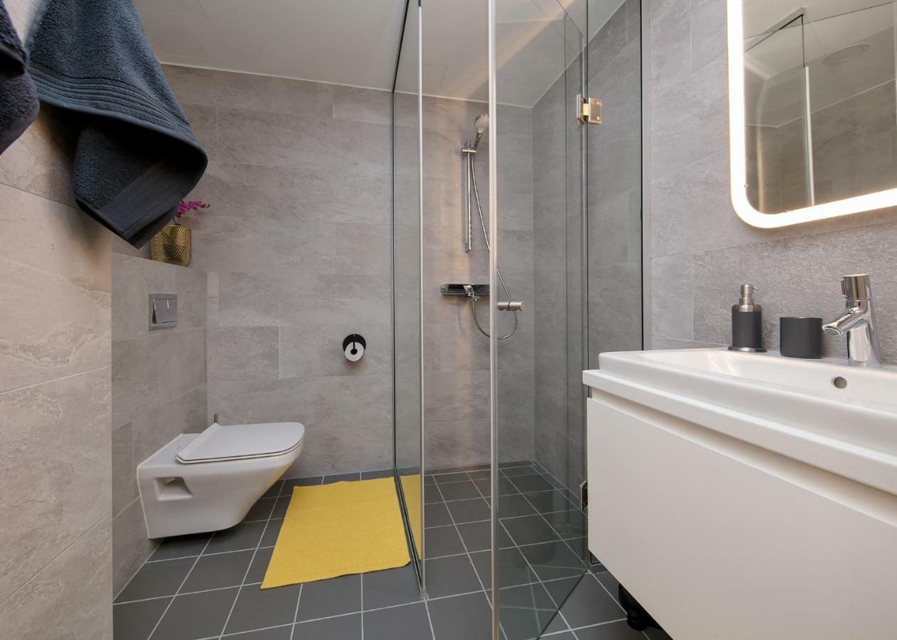Tp City Apartment - City Center Tallinn Exteriör bild